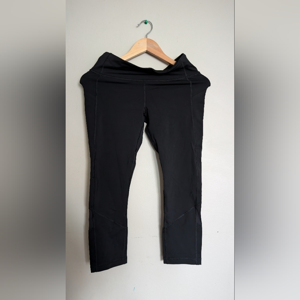 lululemon athletica Black Cropped Leggings